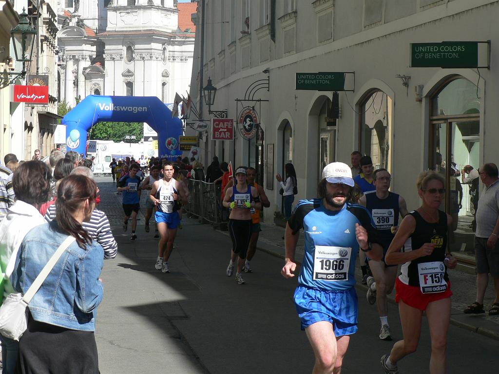 Maraton 08 050.jpg - opět za Staroměstkým stadionem